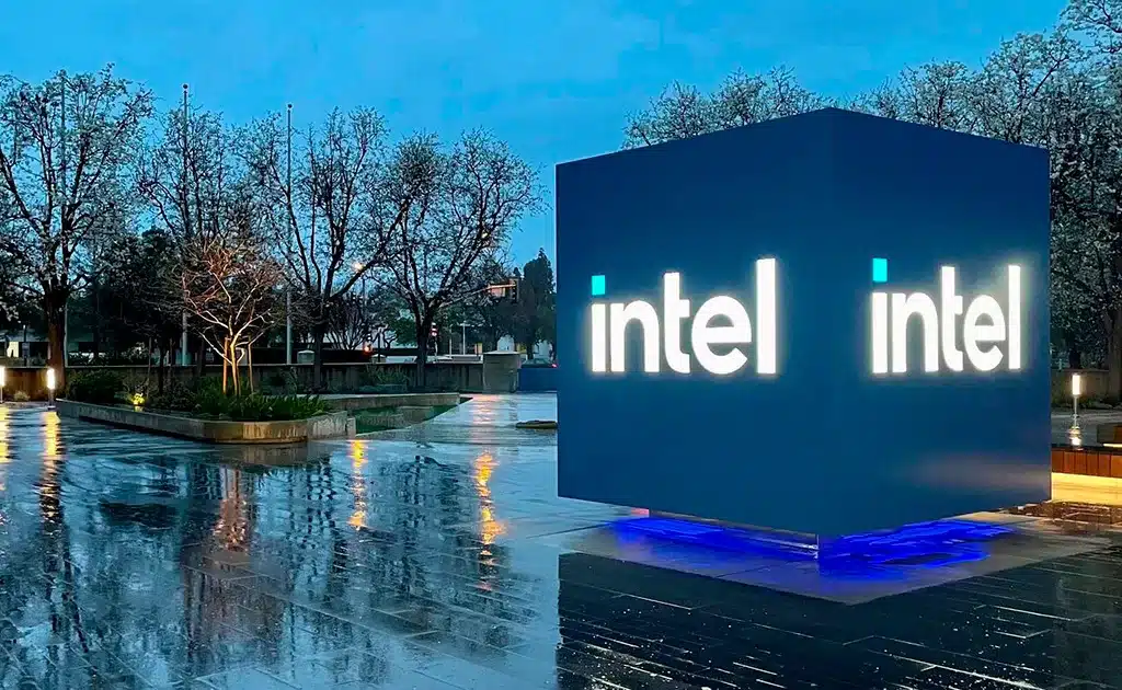 В свежем финансовом отчёте Intel демонстрирует $1,5 млрд прибыли